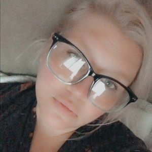 Meet your Posher, Aimee